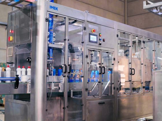 Fabricante rótulo sleeve: como escolher o parceiro ideal para sua operação