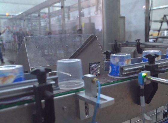 Rótulo sleeve 360 graus: a tecnologia que domina o design de embalagens